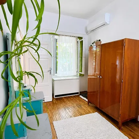 Tomaji Szederfas - Ket Lepesre A Koezponttol - Ingyenes Parkolas! Apartmán *